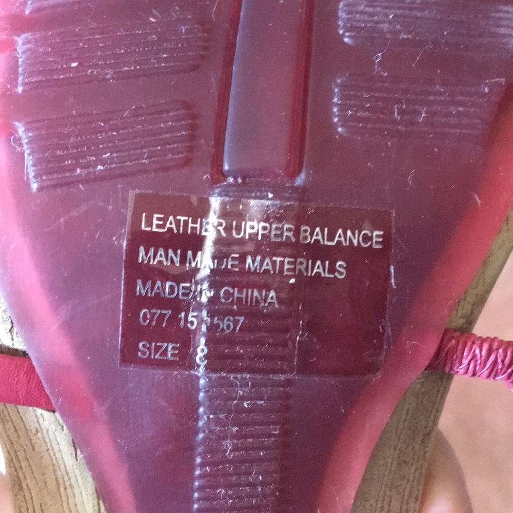 NWT Mossimo leather sandals, fuchsia. - Picture 5 of 5